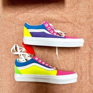 Brand New Womens Vans Shoes